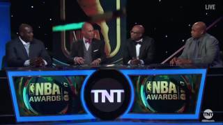 Kenny Smith ROASTS Drake LIVE during NBA Awards 2017 "Did you write it???"