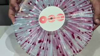 Unwrapping BTS Arirang vinyl (Color Deluxe version)