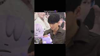 San petting Sandeoki🥰