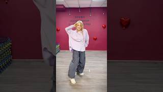 CLO&rsquo;VER - next to you by Lily 🍀 #dance #tpop #clover #coverdance #thailand