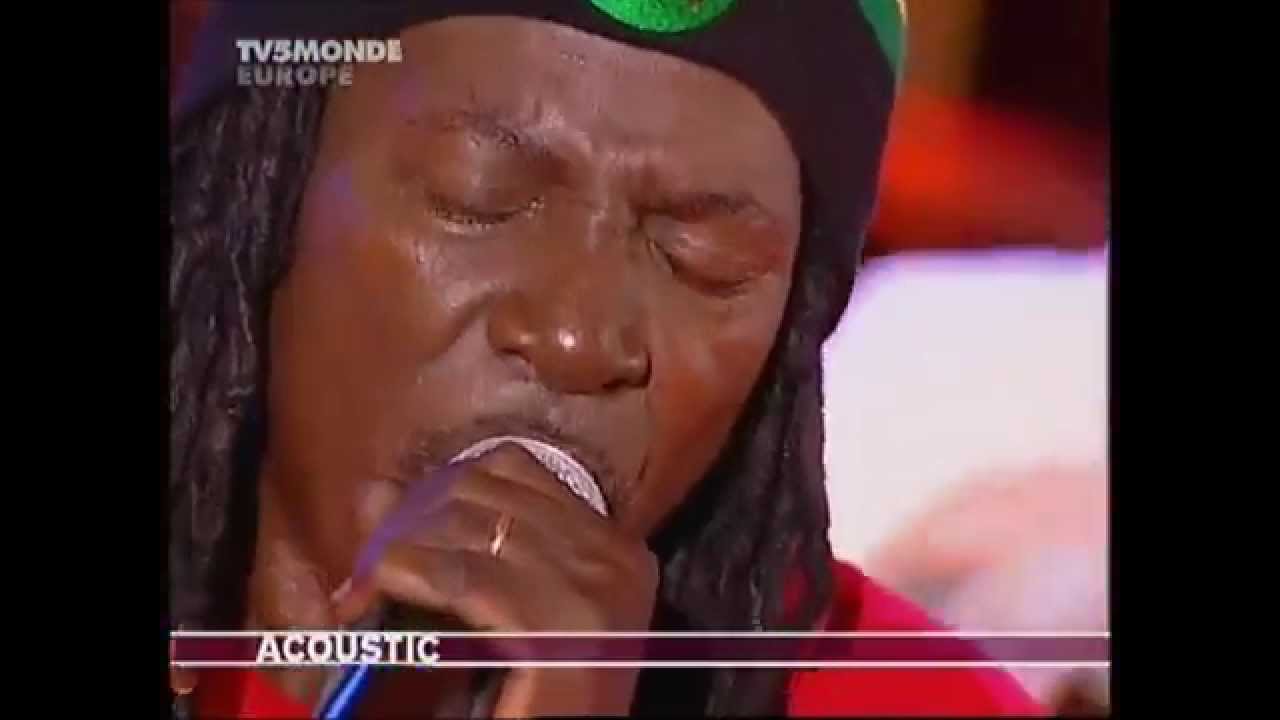 Alpha Blondy Travailler C est Trop Dur Paroles