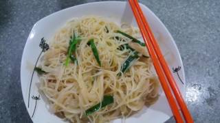 Vegetarian Dry mee siam (noodles which is famous in Malaysia, Indonesia, and Singapore