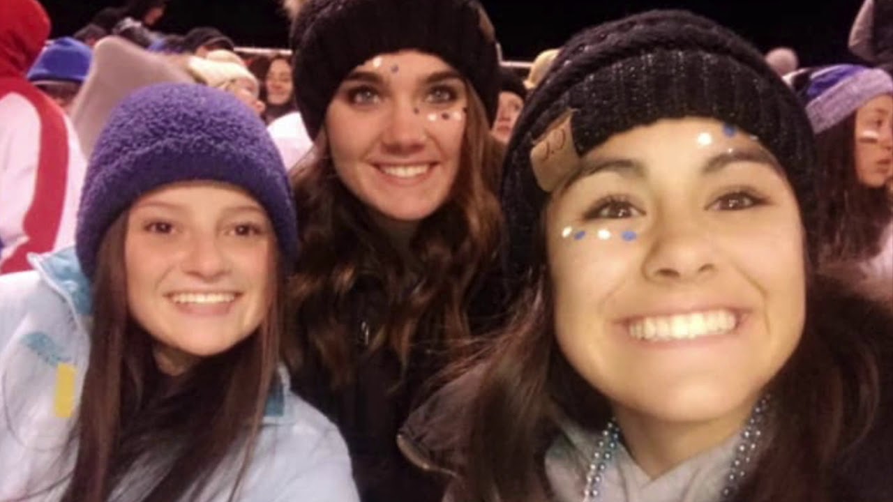 Makayla Youtube - Minimal Photo Collection - Desktop Quality