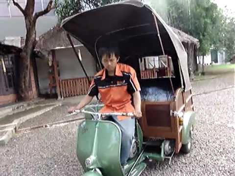 Original Italian Scooter Vespa Ape 1952