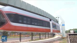 China's highest speed mounted monorail train rolls off assembly line