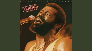 Life Is A Song Worth Singing (Live at the Shubert Theater, Philadelphia, PA - August 1978) - Teddy Pendergrass