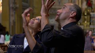 Exploring the Unique Baroque Art and Spiritual Symbolism of Chiesa del Ges&ugrave; in Rome