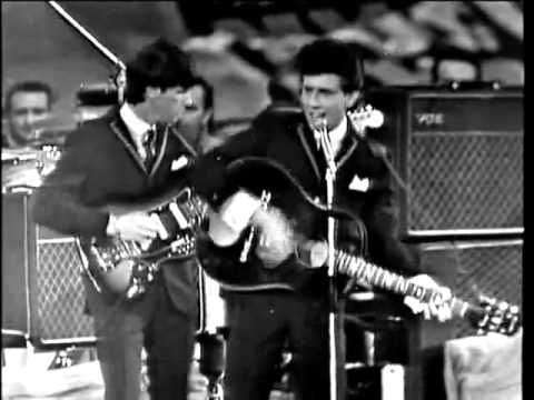 The Hollies - Just One Look