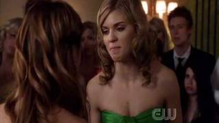90210 Season Finale 1x24: Annie breaks down