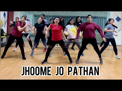 Jhoome Jo Pathan | Dance Fitness | Zumba Fitness | Pathan
