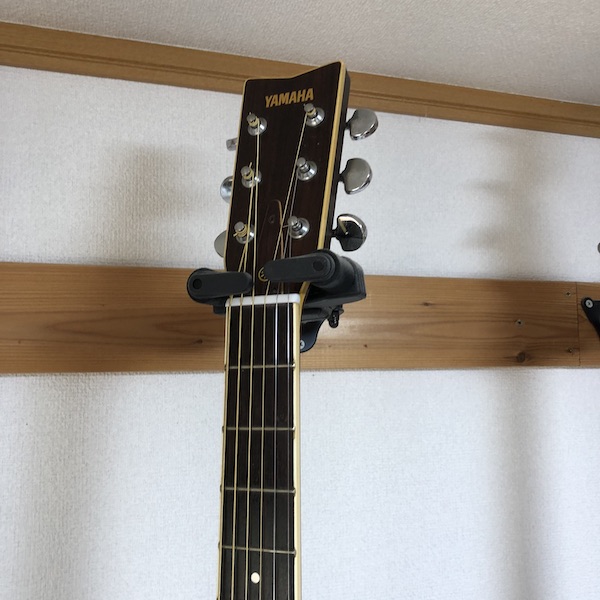 YAMAHA FG-201 檄鳴り　ボデイ一部修復跡ありですが全体的にきれいです YAMAHA FG-201 檄鳴り ボデイ一部修復跡ありですが全体的に