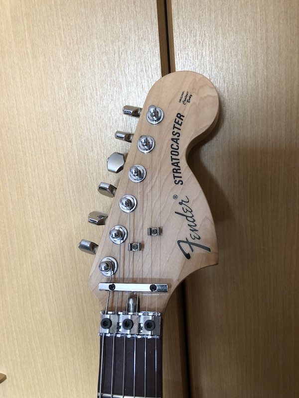 ラージヘッドストラトをハードロック仕様に！！ | Yuary Guitars