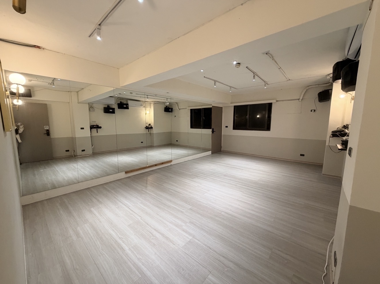 YU SPACE-舞 ROOM B