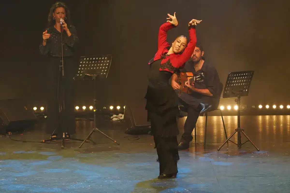 מיקה שלי. מקום ראשון בתחרות הפלנמקו של קרן עדי אגמון. צילום אפרת מזור