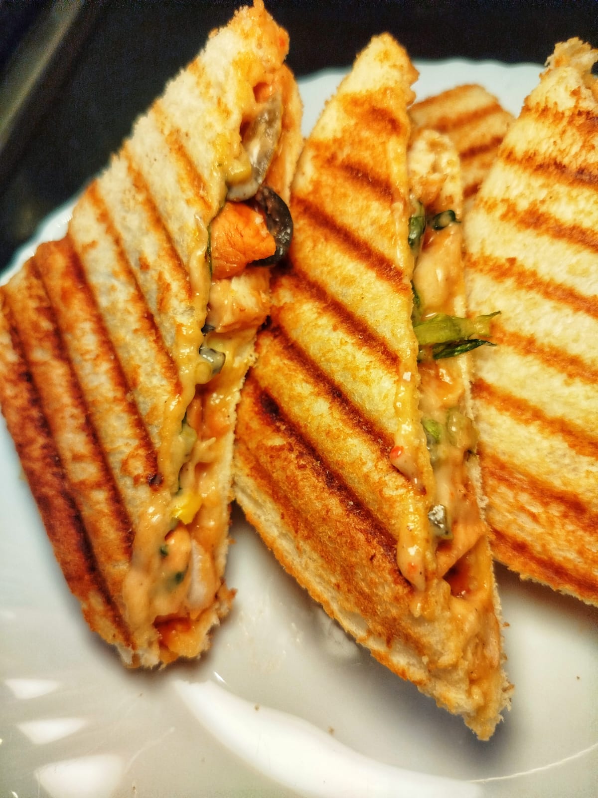 Grilled Fajita Sandwich with fries - 8 halves