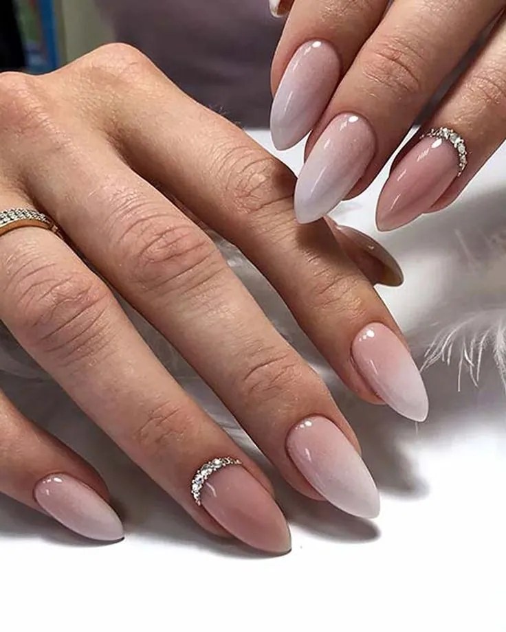 Nude Nails With Rhinestones