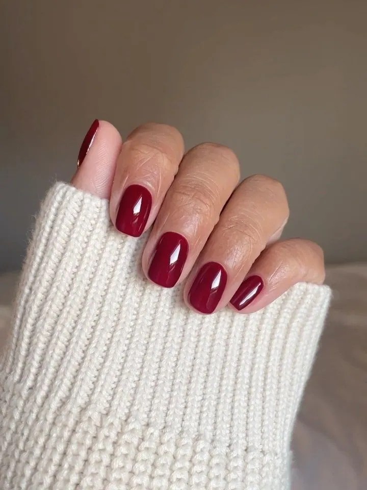 Cranberry Nails