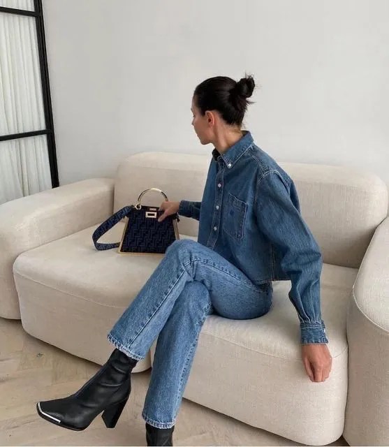 10 Aesthetic Baggy Jeans Outfits That Will Make You  Say Wow
