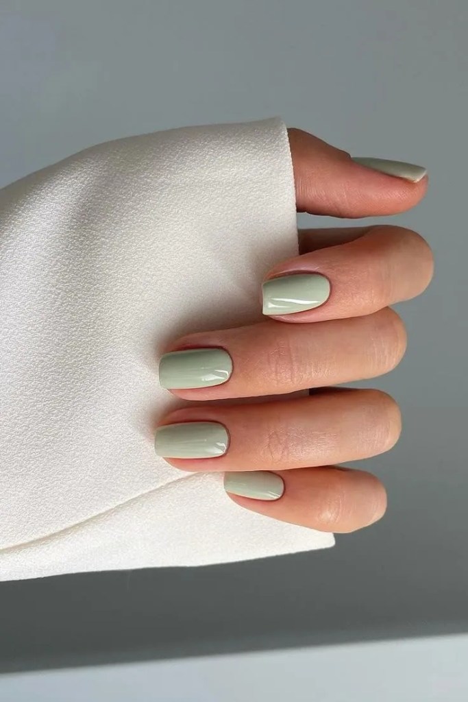 Short Spring Nails Design