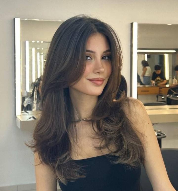Curve Cut Hairstyle: Things You Need to Know