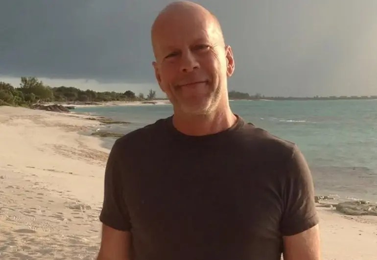 ¿Familia de Bruce Willis donaría cerebro del actor para la ciencia? Esto se sabe