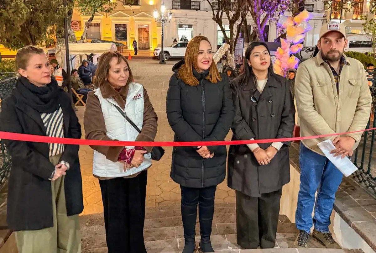 Reabren cafetería del kiosco del parque central, símbolo del corazón de San Cristóbal