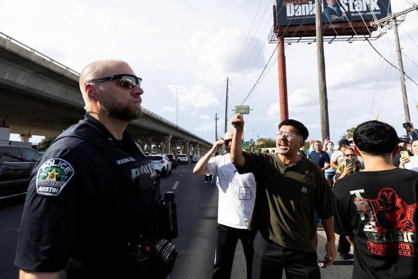 Siete migrantes demandan a ICE por retener documentos, dinero y pertenencias tras ser liberados