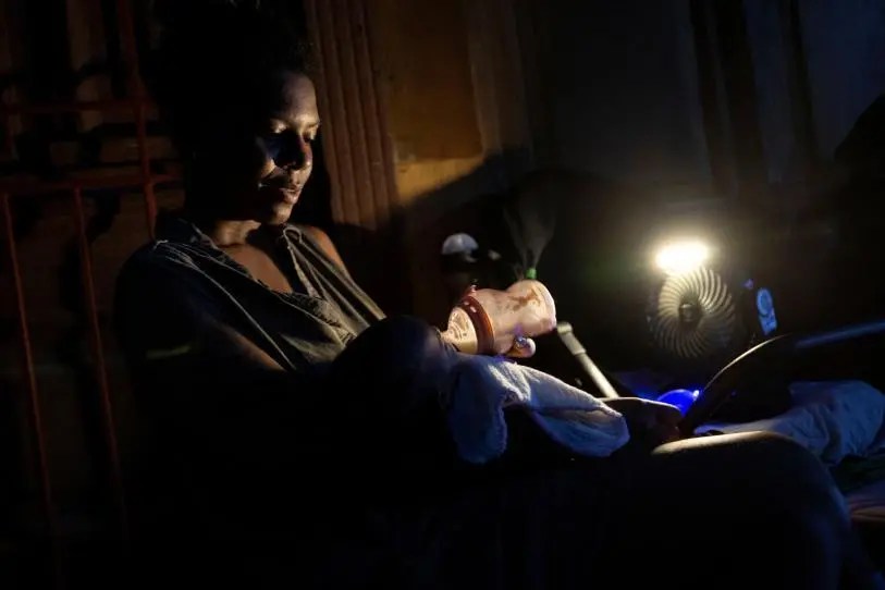 Se incendia termoeléctrica en Cuba; apagones desconectan más del 75% de la isla
