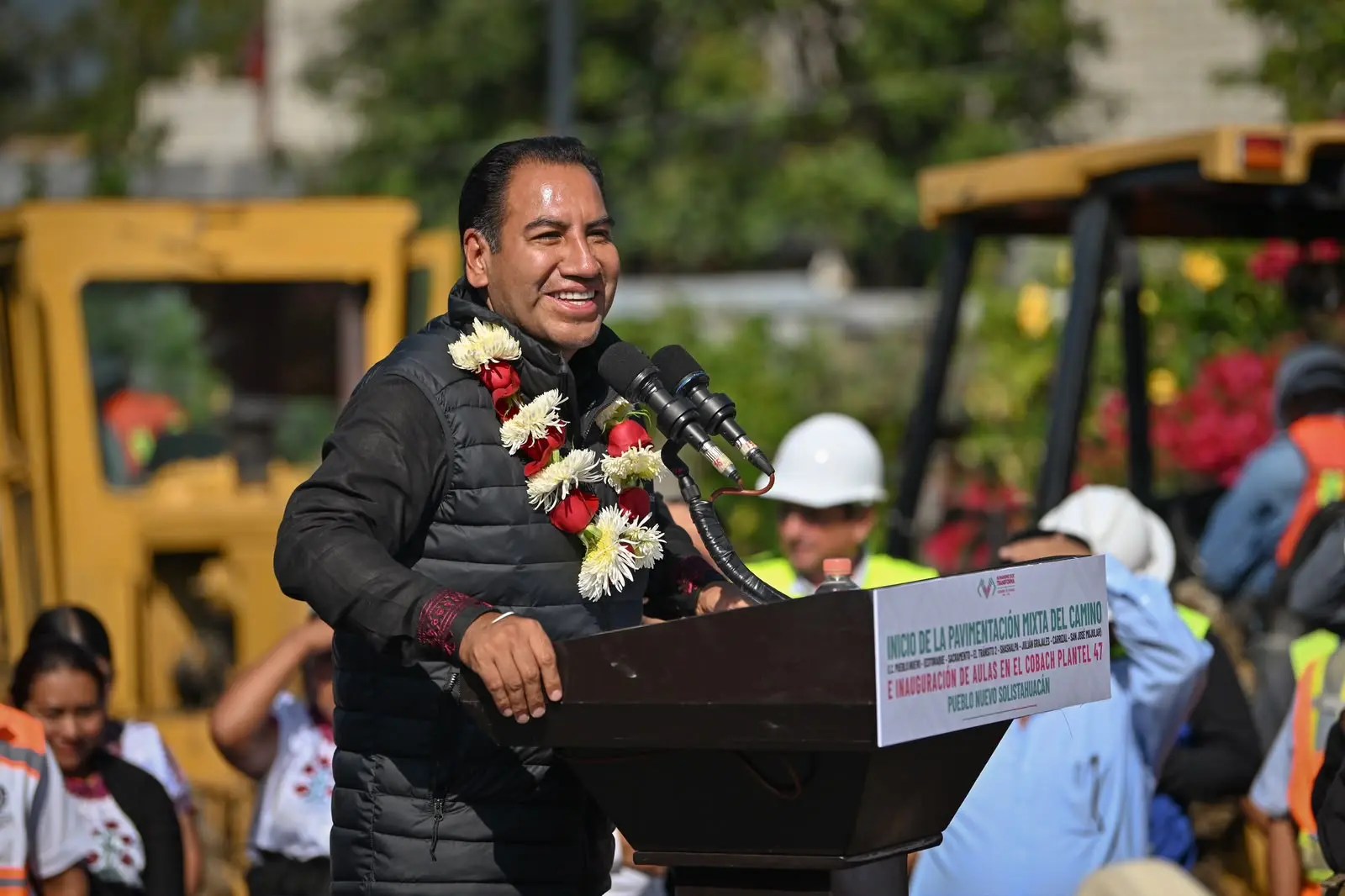 Con obras de caminos y educación, Eduardo Ramírez impulsa la prosperidad de la región De los Bosques