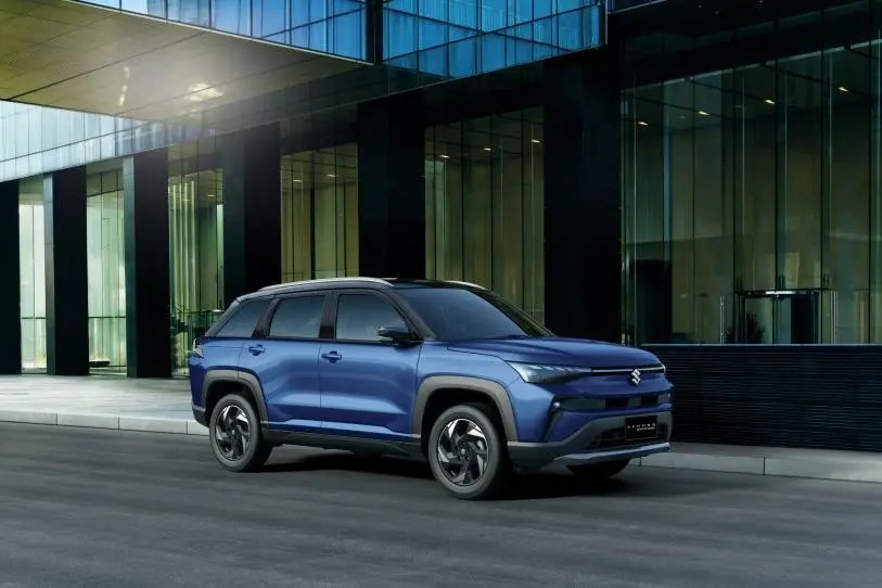 SUZUKI ACROSS BOOSTERGREEN 2027: tecnología, eficiencia y seguridad en una SUV
