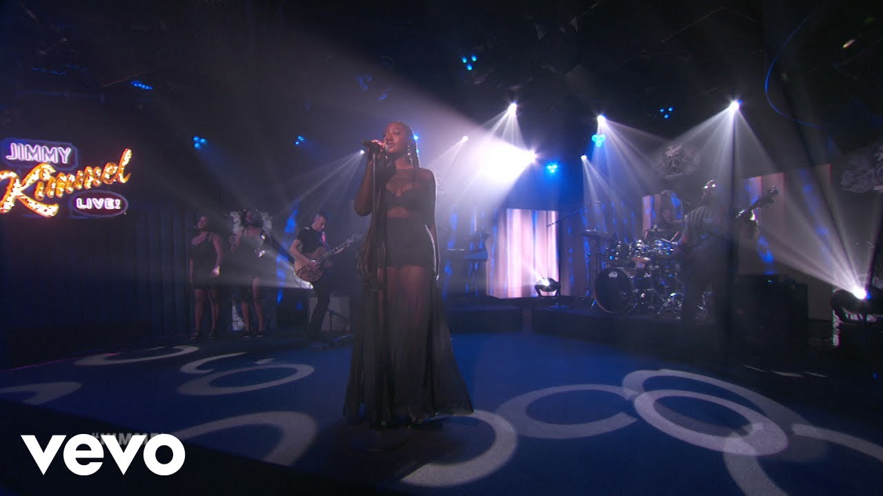 Tems - Avoid Things (Acoustic Performance)