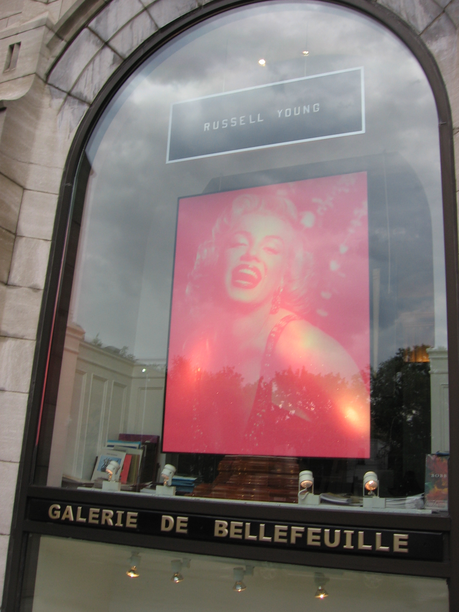 Russell Young Copying Damien Hirst With A Bootleg Imkage Of Marilyn Monroe I Think Zeke Com