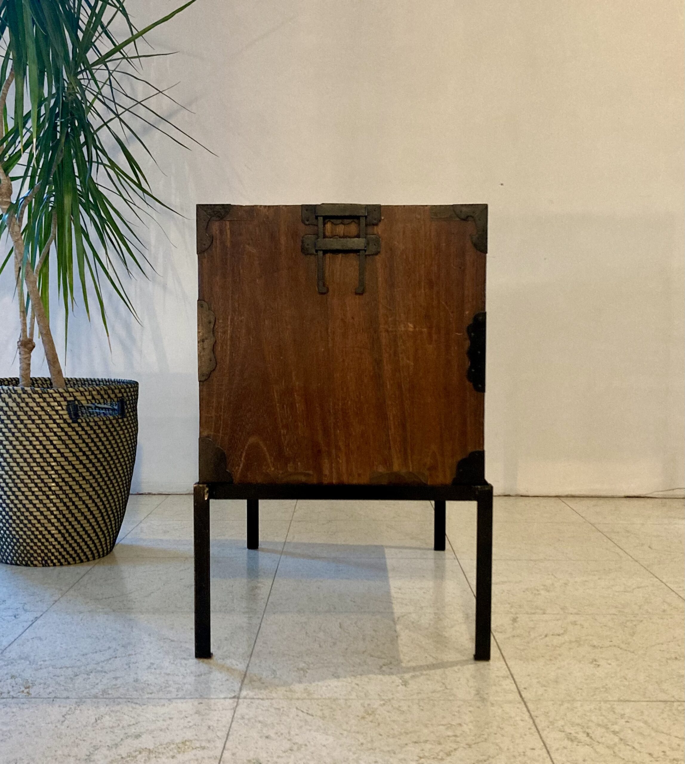 Small Paulownia 'Isho Tansu (衣装箪笥)' - Antique Japanese