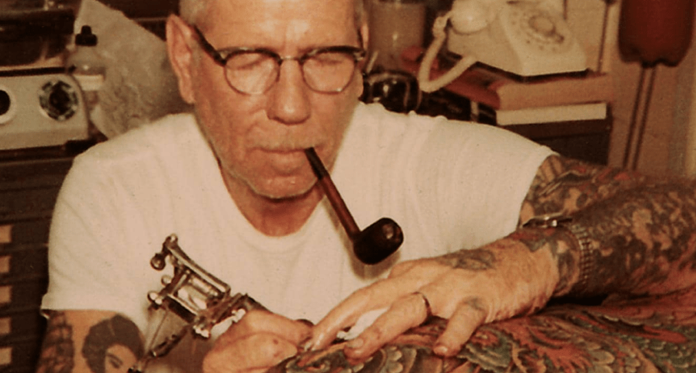 Ottieni immagini Sirene Aquile E Vascelli Il Tattoo Old School E Sempre Sulla ultima saluti