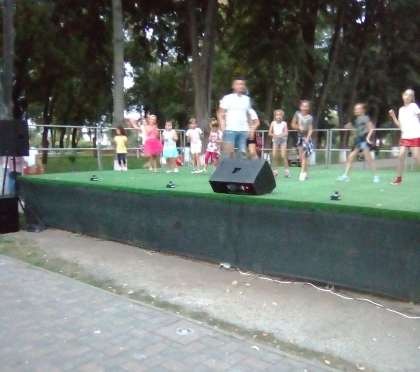 Spectacol Parc Tecuci (2)