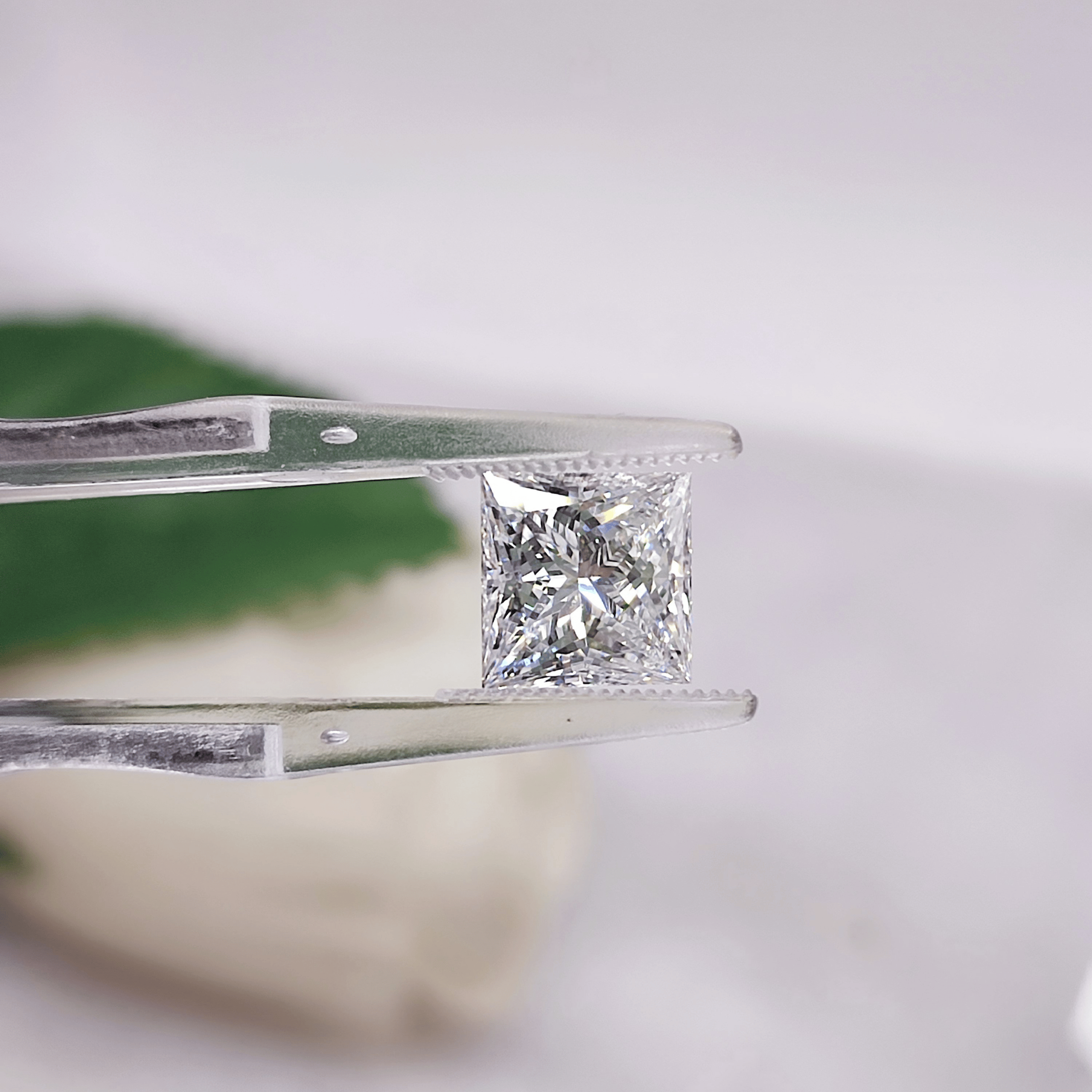 3.16ct E VVS2 Princess Cut Lab Grown Diamond/IGI Certified
