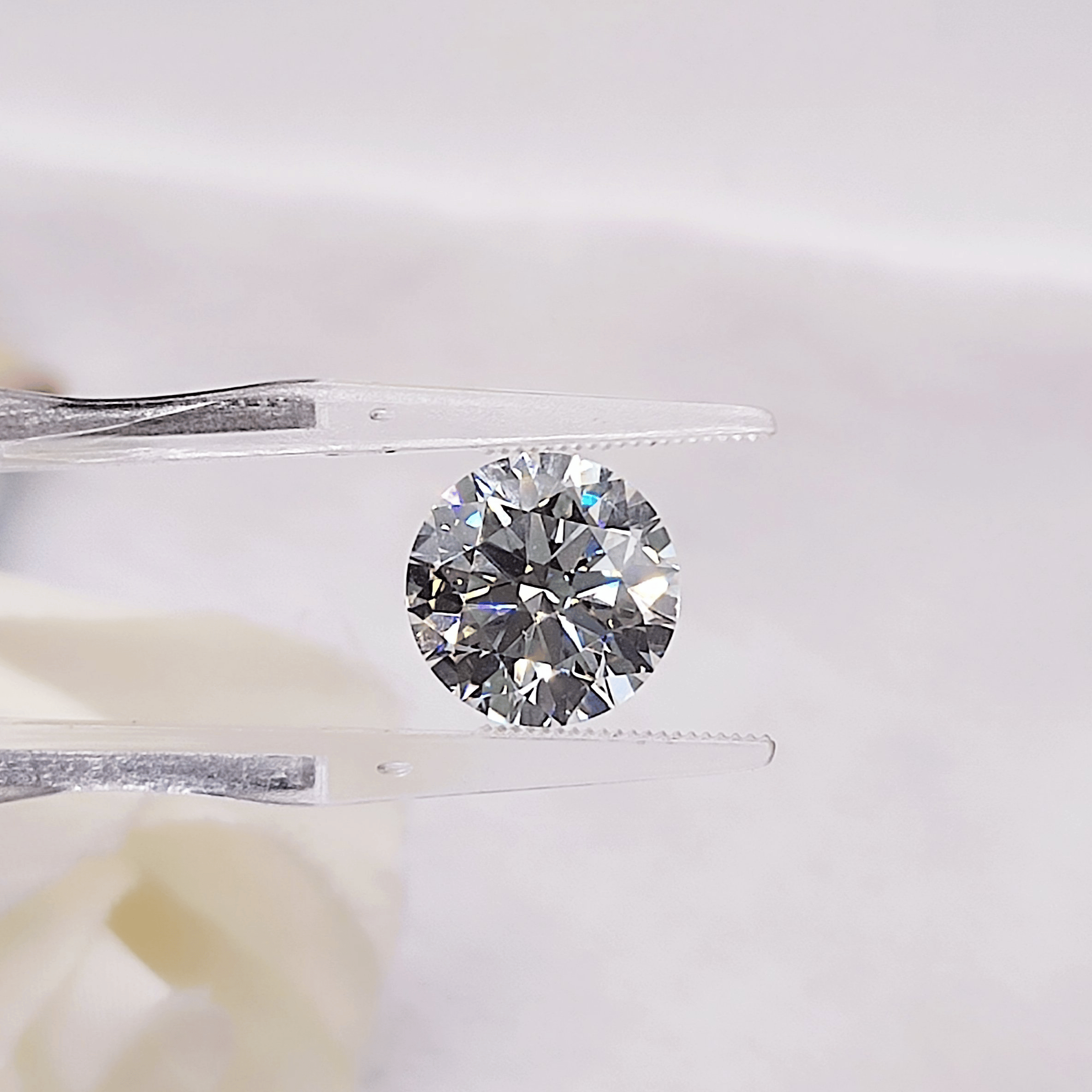 5.09ct E VVS2 Round Cut Lab Grown Diamond/IGI Certified