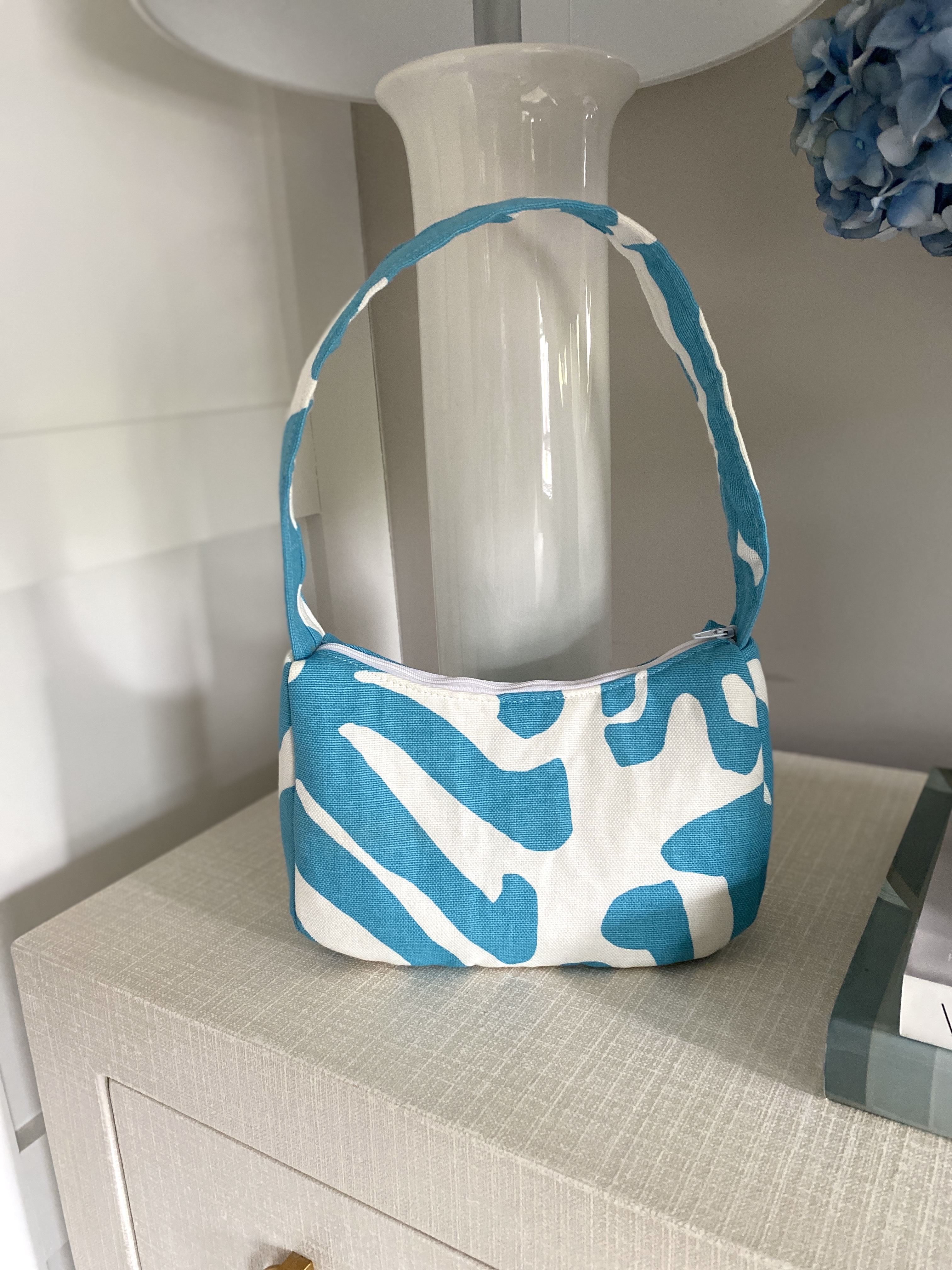 The Juliet - Blue & White