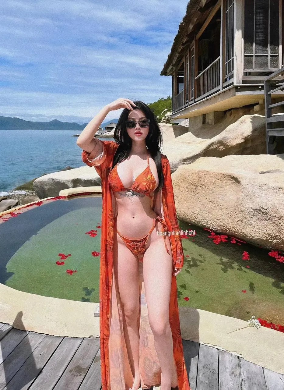 Sóng Tình Lai Láng