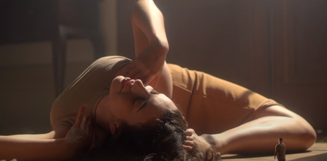 Gilsons lança o clipe da música “Devagarinho” com Mariana Volker