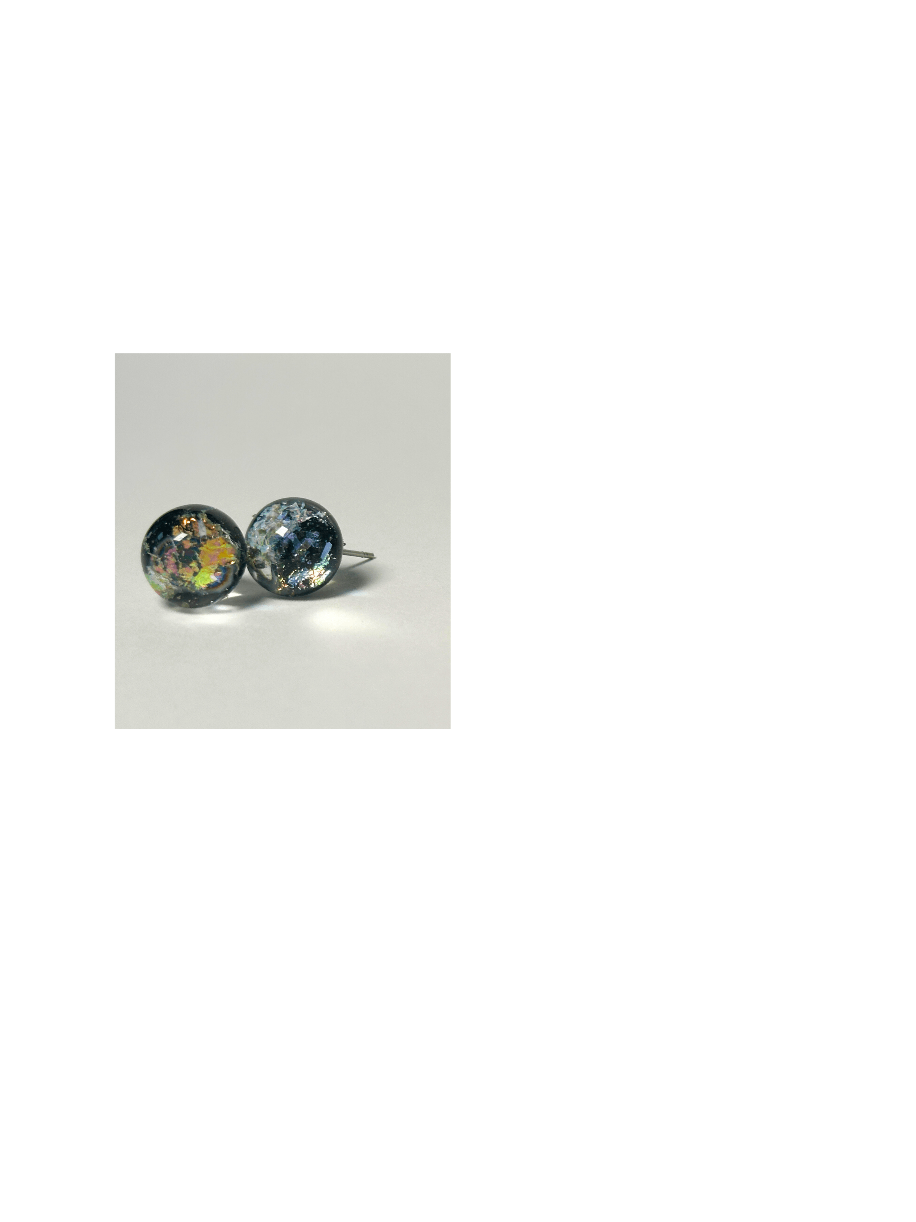 Ashlight Studs (Smoke)