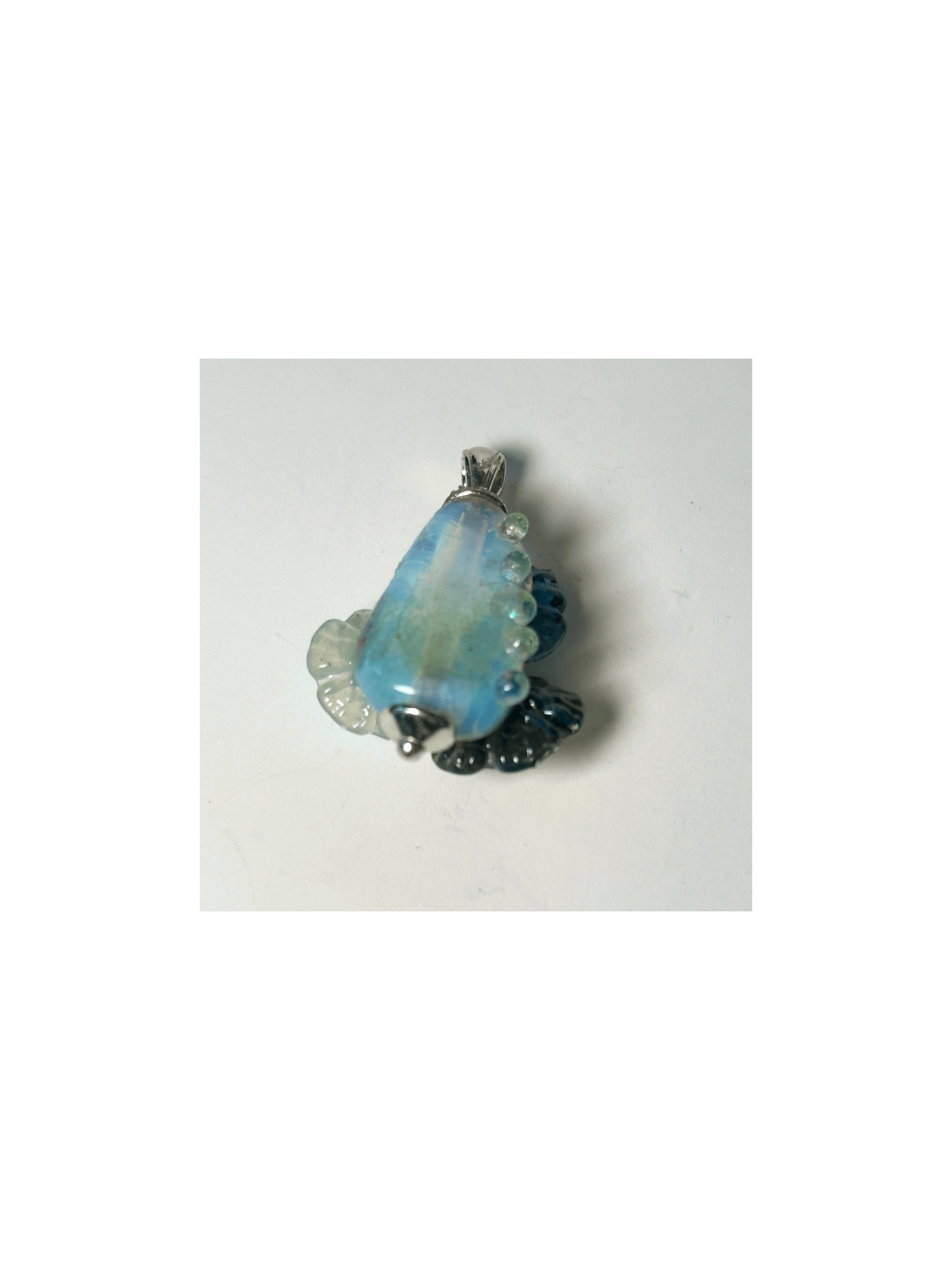 Low Tide Bloom Pendant