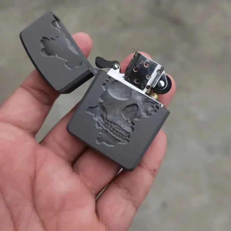 Skull Titanium Lighter
