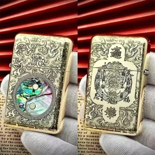 ZORRO Brass Double sided Hand carved Windproof Kerosene Lighter Personalized Retro Collection Wheel ignition Lighters Smoking ZORRO Brass Double sided Hand carved Windproof Kerosene Lighter Personalized Retro Collection Wheel ignition Lighters Smoking