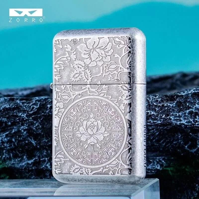 ZORRO Brass Double sided Hand carved Windproof Kerosene Lighter Personalized Retro Collection Wheel ignition Lighters Smoking ZORRO Brass Double sided Hand carved Windproof Kerosene Lighter Personalized Retro Collection Wheel ignition Lighters Smoking