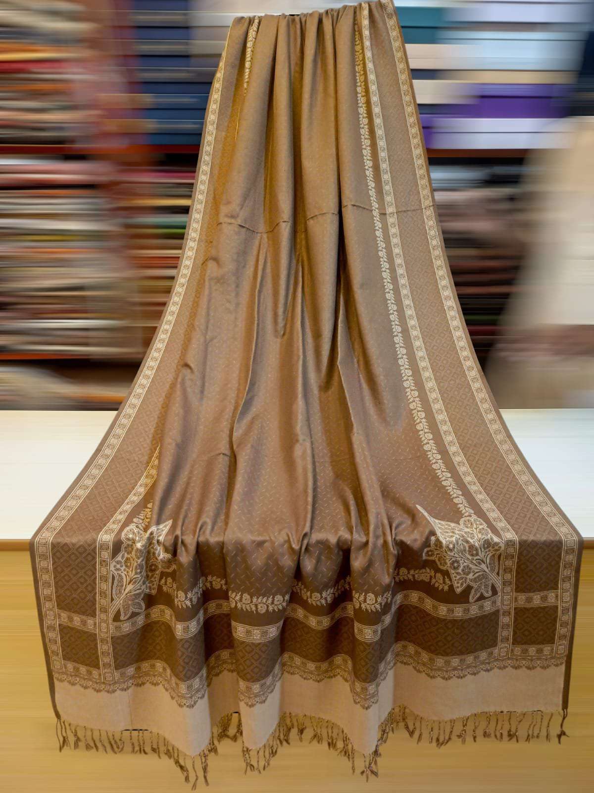 acrylic wool shawl D2 l.brown