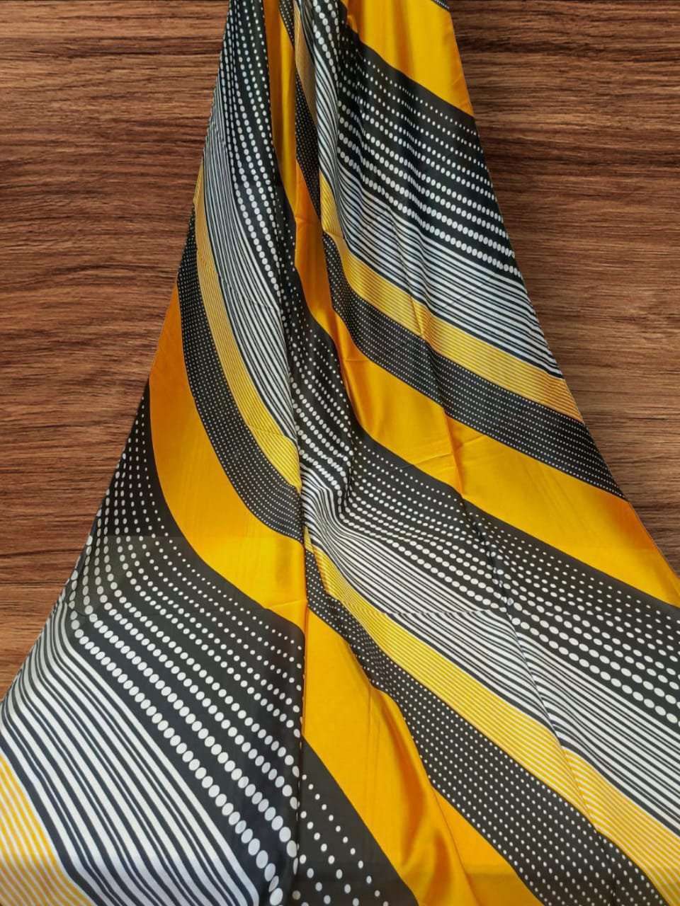 silk print scarf/stoll 08