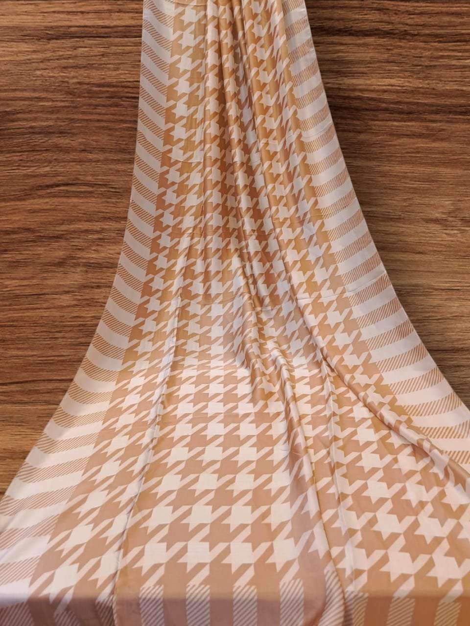 silk print scarf/stoll 07