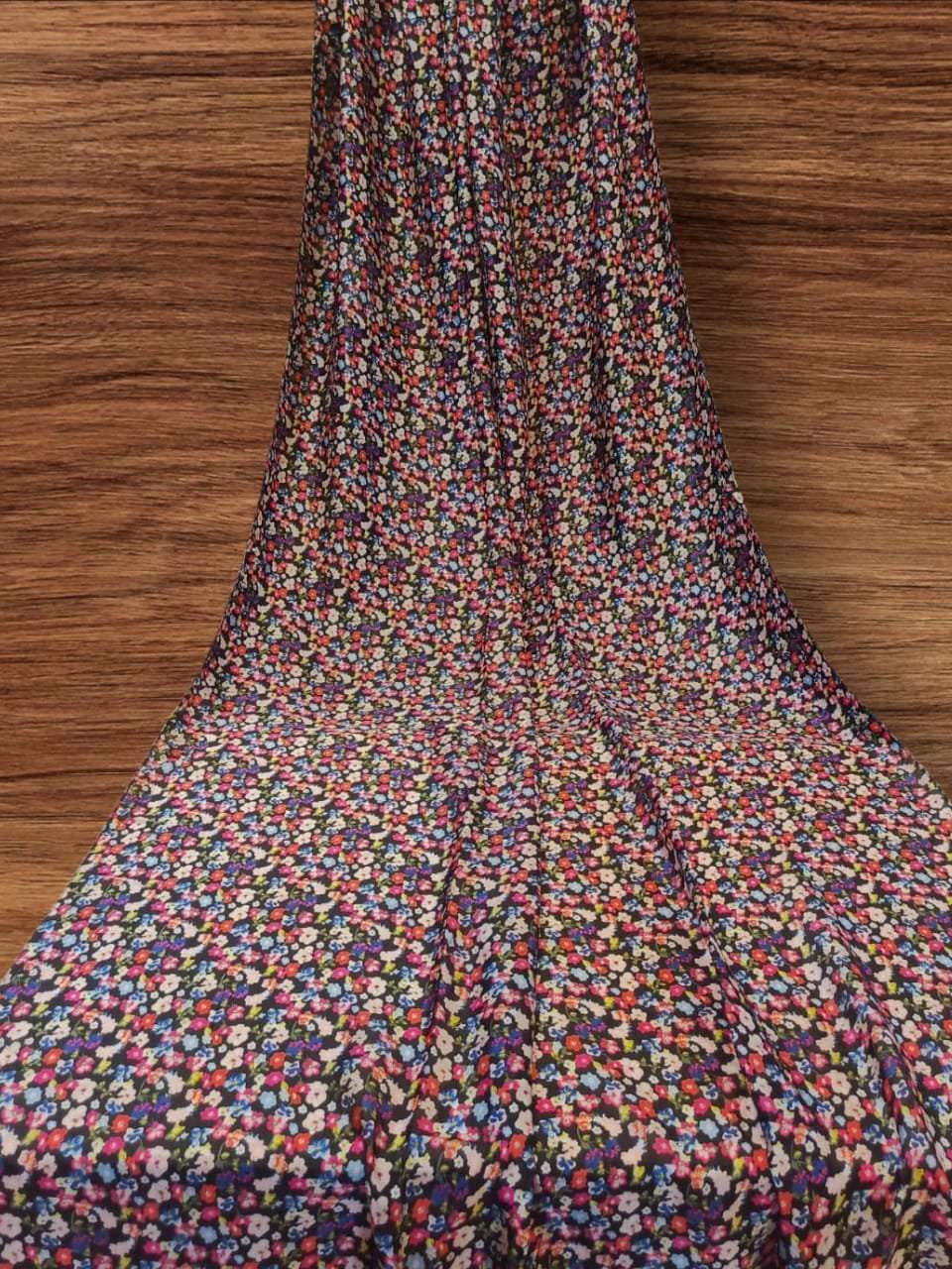 silk print scarf/stoll 02