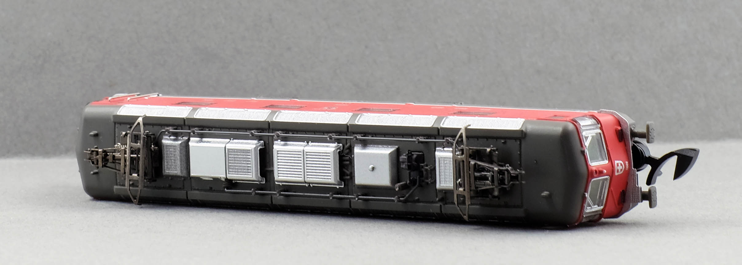 Marklin 88240: SBB Re 6×6 Electric Locomotive | Z Trains Weekly